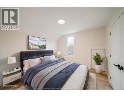 151 CURRY AVE - 32