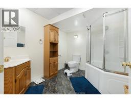 342 THORN RIDGE CRESCENT - 14