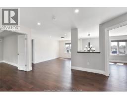 566 MAGUIRE STREET - 13