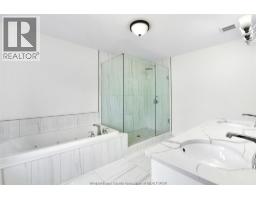 566 MAGUIRE STREET - 15