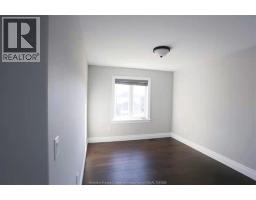 566 MAGUIRE STREET - 18