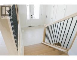 19 Hawthorne CRESCENT - 24