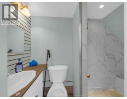 1500-1502 HOWARD AVENUE - 43