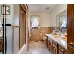 5 Lucy CRESCENT - 17