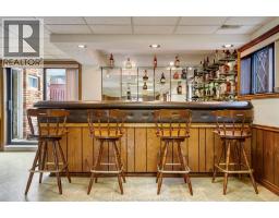 5 Lucy CRESCENT - 32