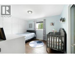4205 BARTON CRESCENT - 23