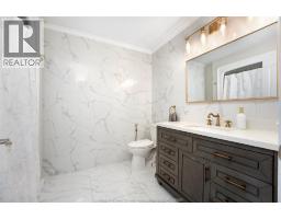 4205 BARTON CRESCENT - 25