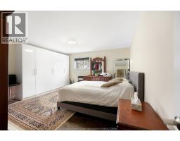 4205 BARTON CRESCENT - 30