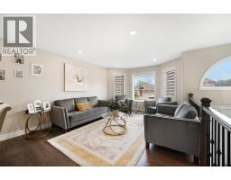 4205 BARTON CRESCENT - 9