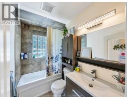 1315 JANETTE AVENUE - 14