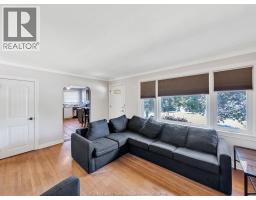 1315 JANETTE AVENUE - 7