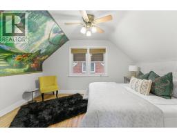 1086 VILLAIRE AVENUE - 17