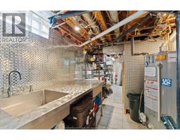 1086 VILLAIRE AVENUE - 27