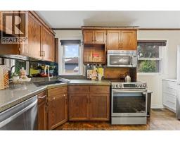 1086 VILLAIRE AVENUE - 9