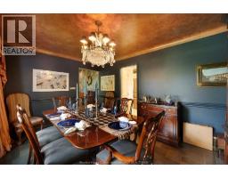 3500 VICTORIA BOULEVARD - 12