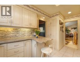 3500 VICTORIA BOULEVARD - 15