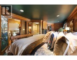 3500 VICTORIA BOULEVARD - 17
