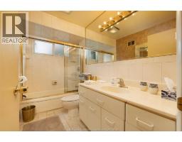 3500 VICTORIA BOULEVARD - 28