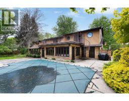 3500 VICTORIA BOULEVARD - 5