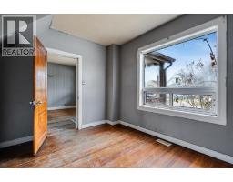 1541 Albert - 10
