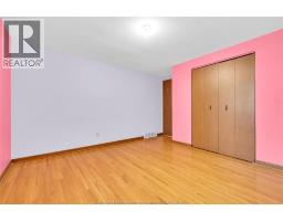 4650-4666 CABOTO DRIVE - 20
