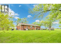 4650-4666 CABOTO DRIVE - 34