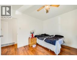 2286 FOREST AVENUE - 23