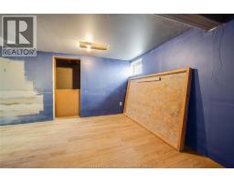 2286 FOREST AVENUE - 32