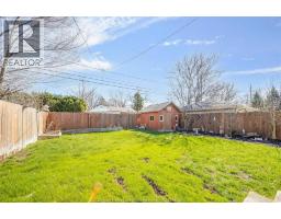 2286 FOREST AVENUE - 35