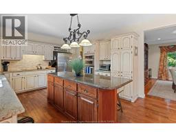 379 ELMGROVE DRIVE - 24