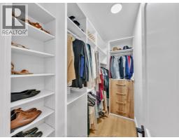 1499 FULLER DRIVE - 23