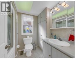 1488 PIERRE AVENUE - 14