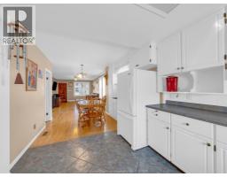 1488 PIERRE AVENUE - 8