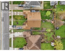 724 CABANA ROAD East - 2