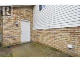 724 CABANA ROAD East - 21