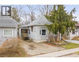 194 HARVEY STREET - 1