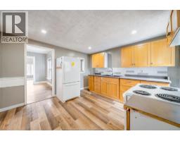 194 HARVEY STREET - 13