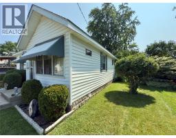 83 VICTORIA AVENUE - 24
