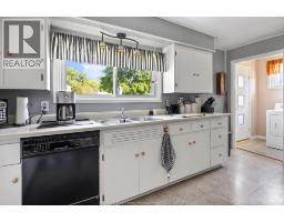 559 COUNTY RD 50 West - 12