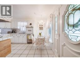 12139 PAPINEAU - 15