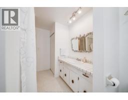 12139 PAPINEAU - 25