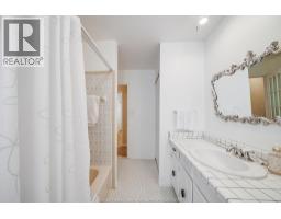 12139 PAPINEAU - 26