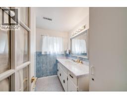 12139 PAPINEAU - 40