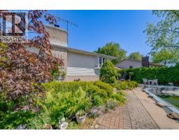12139 PAPINEAU - 42