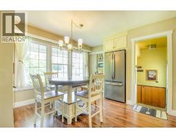 3567 HOWARD - 13