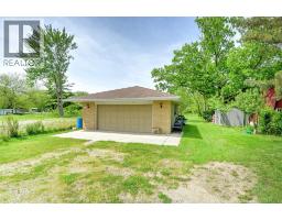 3567 HOWARD - 5