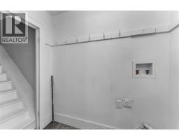 1525 DOUGALL - 23