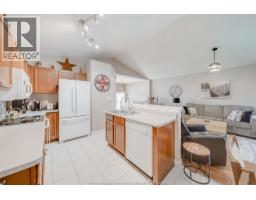 22 VILLA COURT - 14
