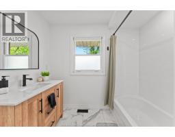 295 SIMCOE STREET - 21