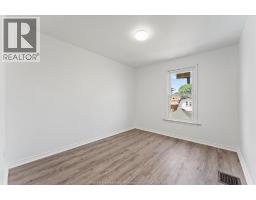 855 HALL AVENUE - 20